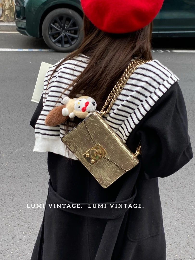 95新 MIU MIU/缪缪 金色涂鸦邮差包67318186