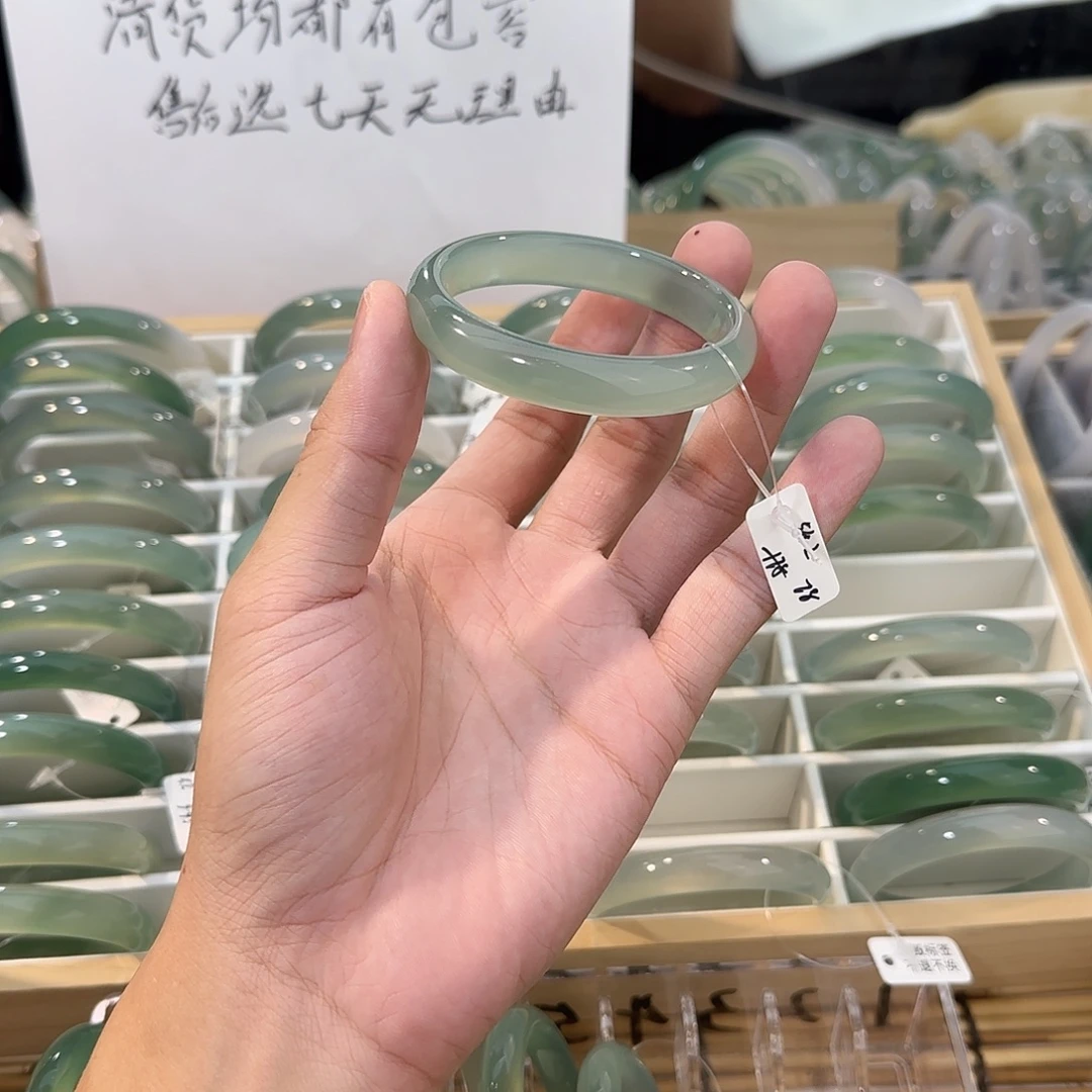手镯玛瑙/玉髓未镶嵌圈口54.2