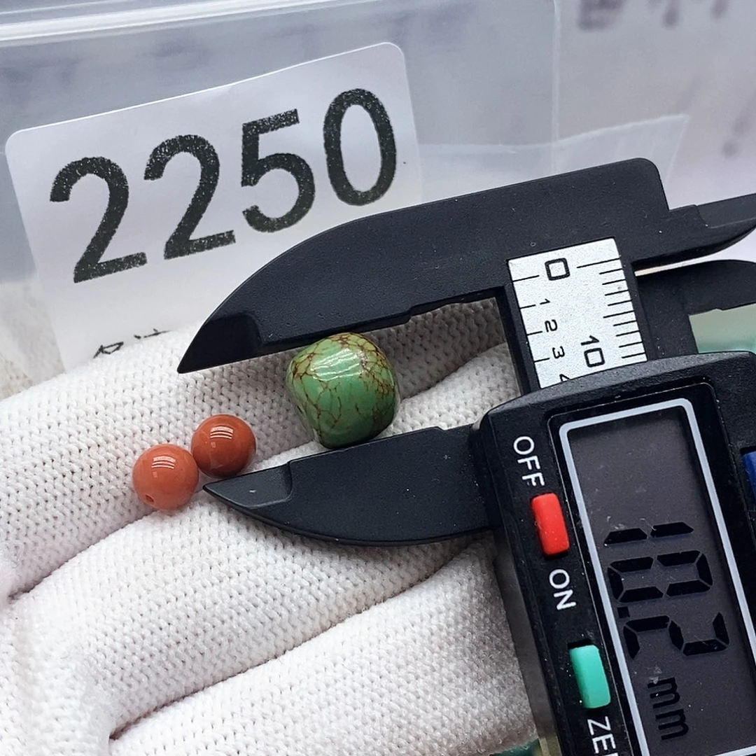 颈饰未镶嵌南红玛瑙