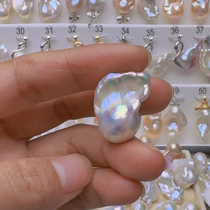 颈饰未镶嵌淡水珍珠