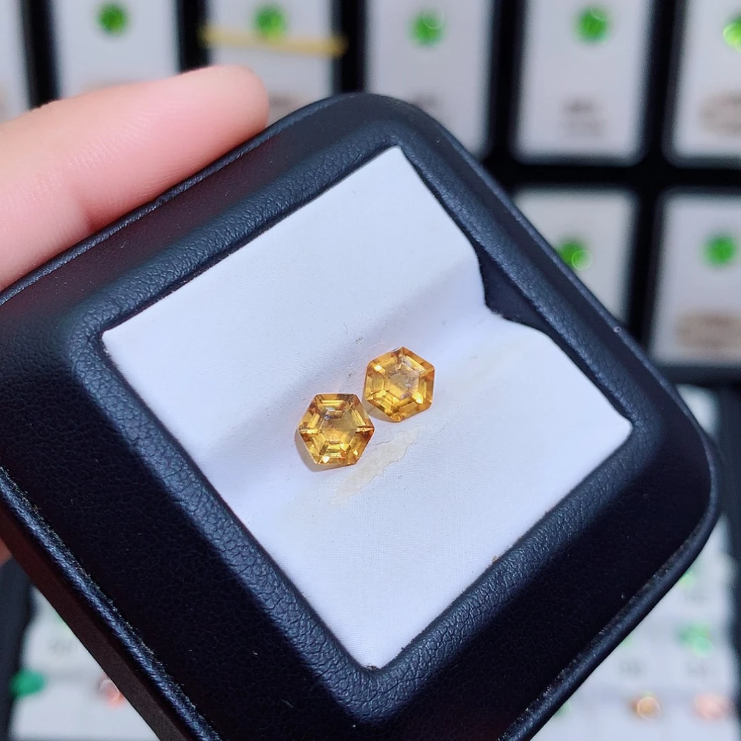 未镶嵌珠宝半成品黄晶6✖️6，特价