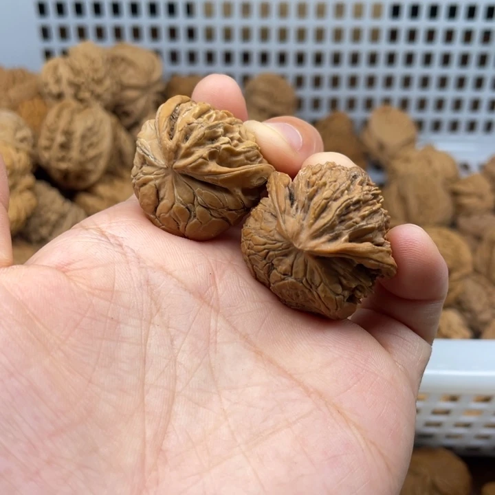 嗯***吖吊坠文玩核桃宫灯