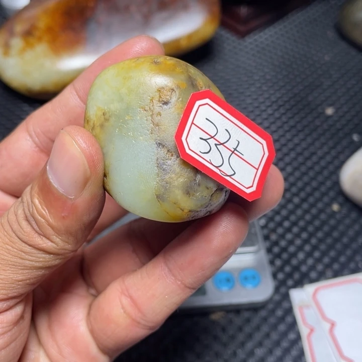 颈饰未镶嵌和田玉335