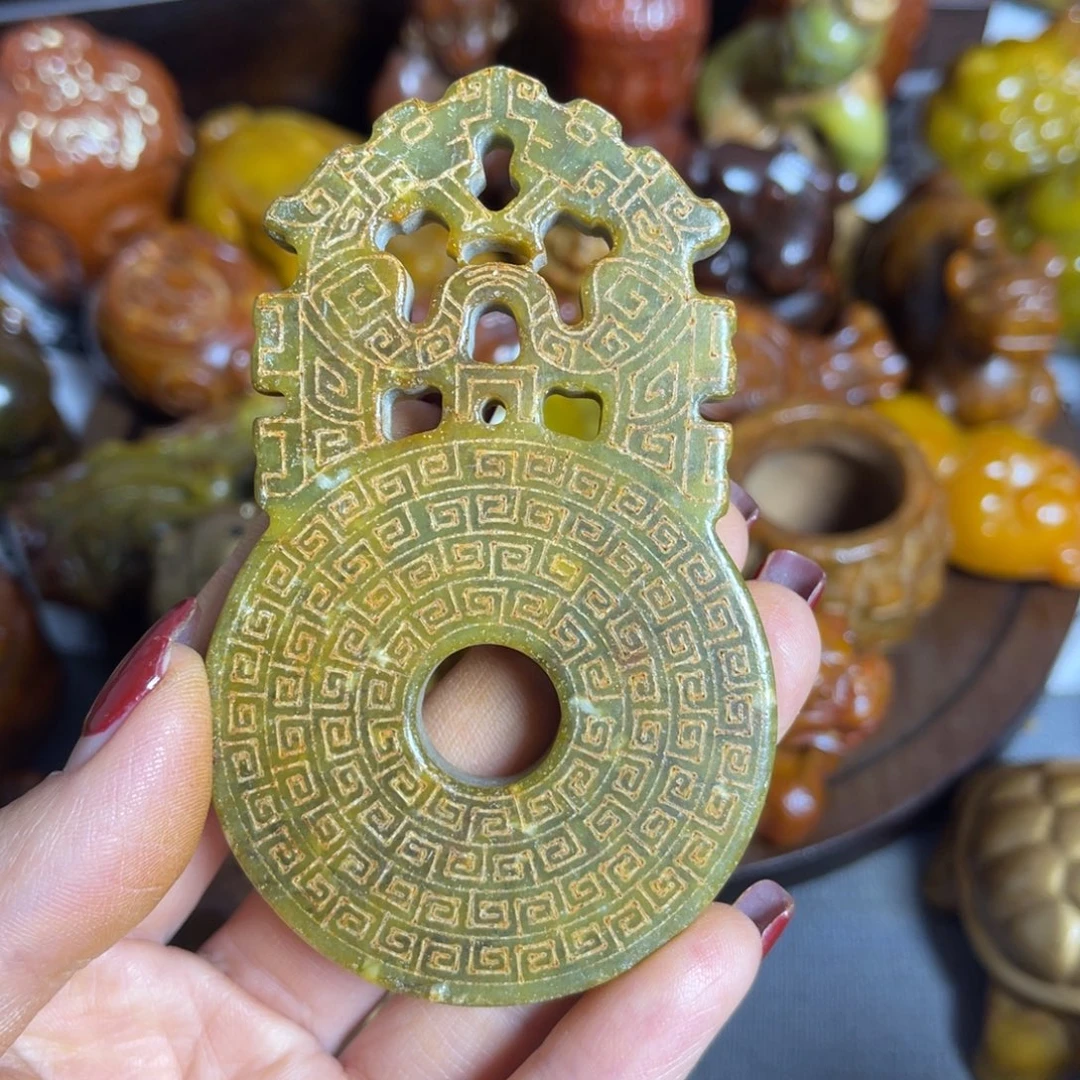 蛇纹石玉合金颈饰