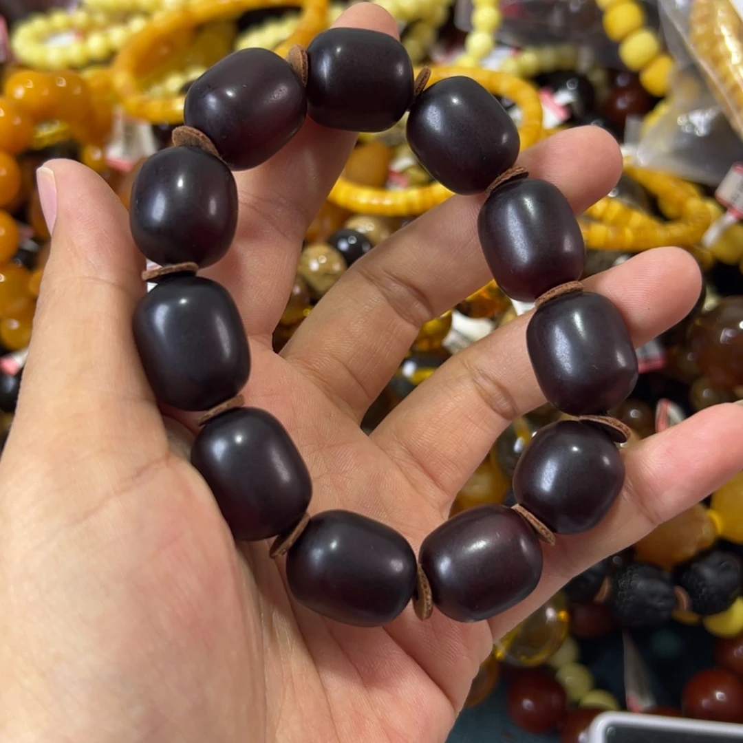 未镶嵌琥珀珠宝奇石205