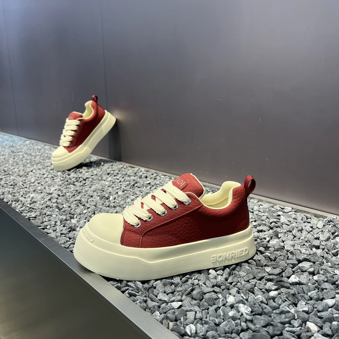 2025广州秋冬新款透气休闲厚底低帮韩版时尚百搭潮流超轻板鞋