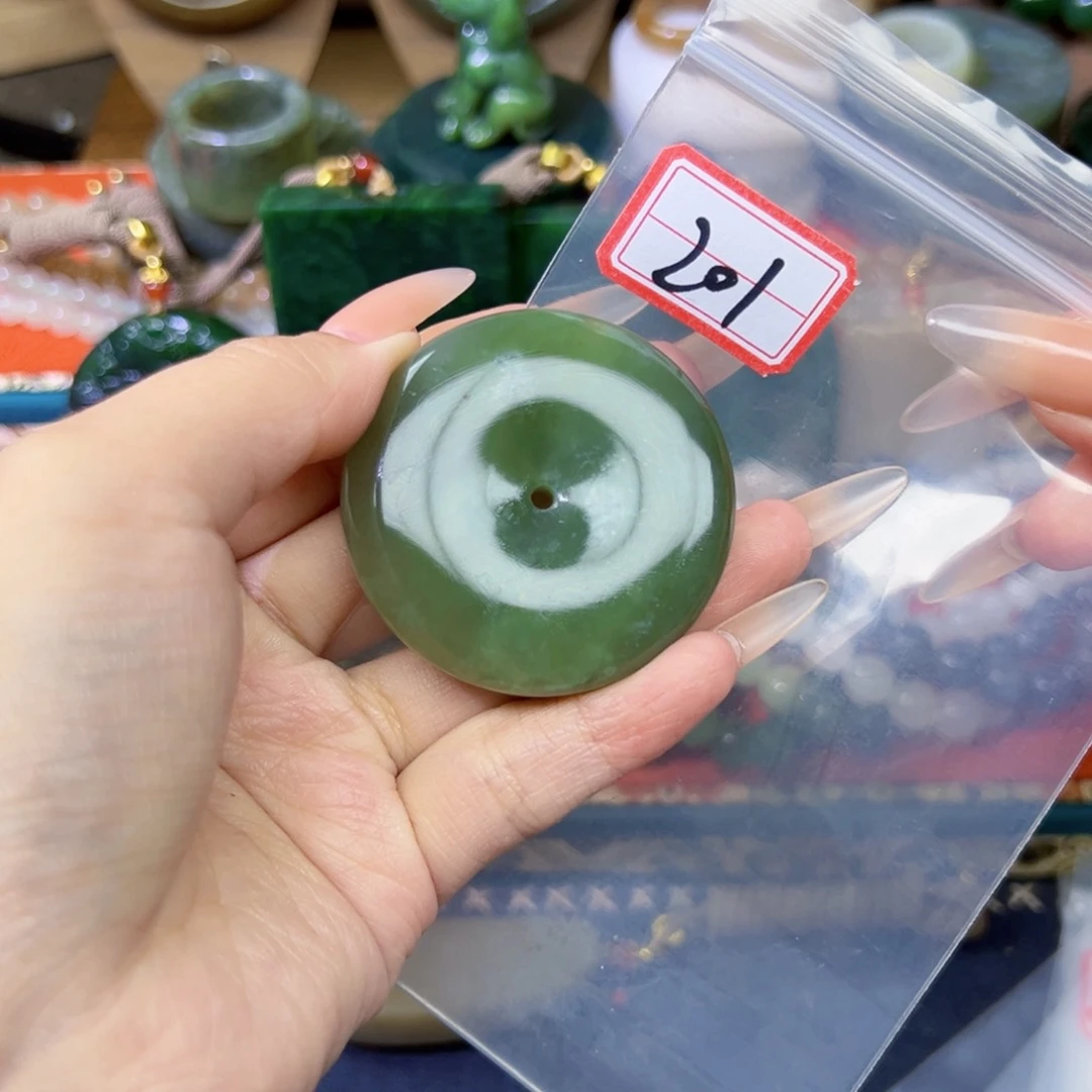 和田玉未镶嵌珠宝半成品