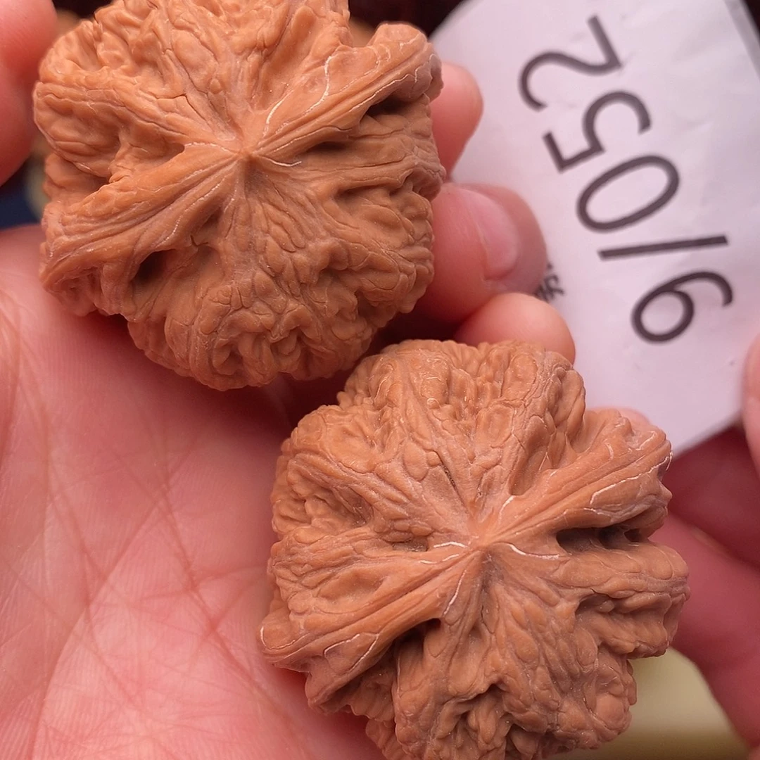 阿***1把件文玩核桃43粗筋