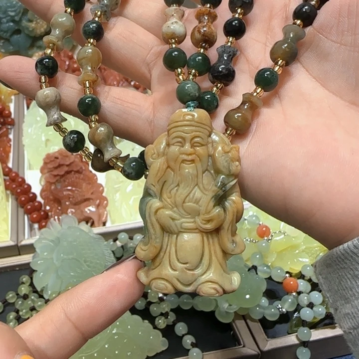 未镶嵌蛇纹石玉吊坠