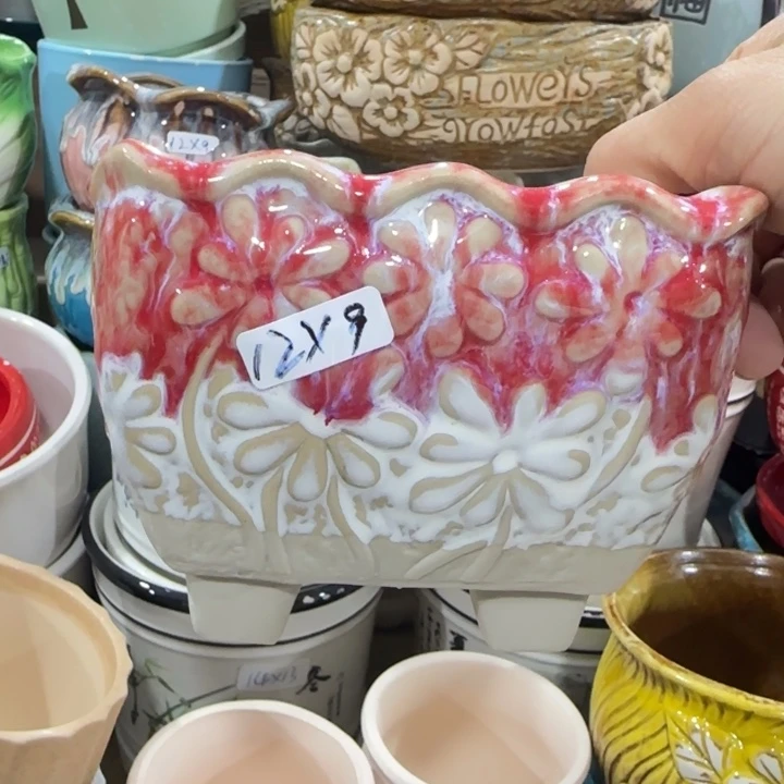 凑9块包邮，有孔，不清楚问客服