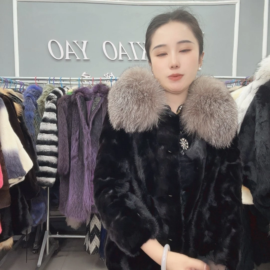 姚小妖家高端皮草