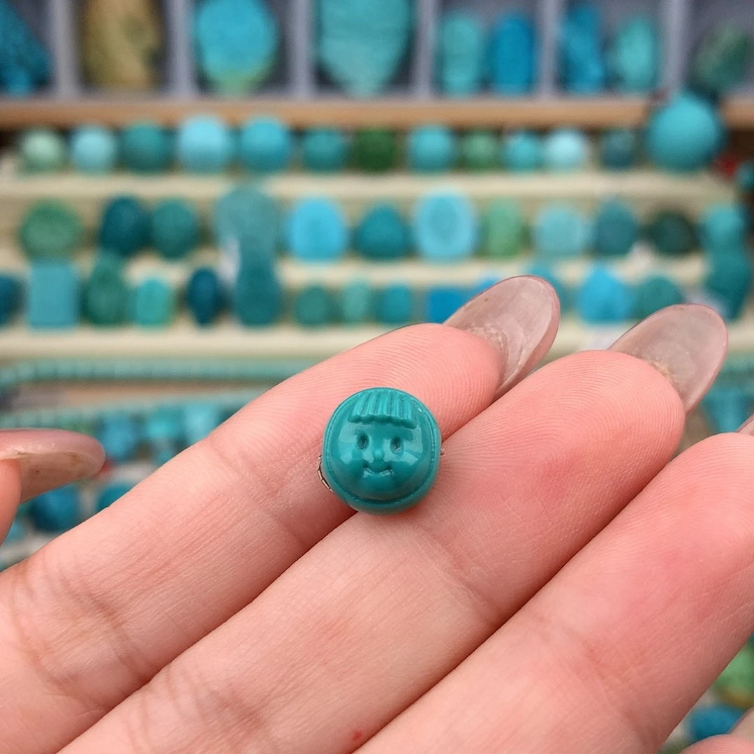 未镶嵌绿松石珠宝奇石