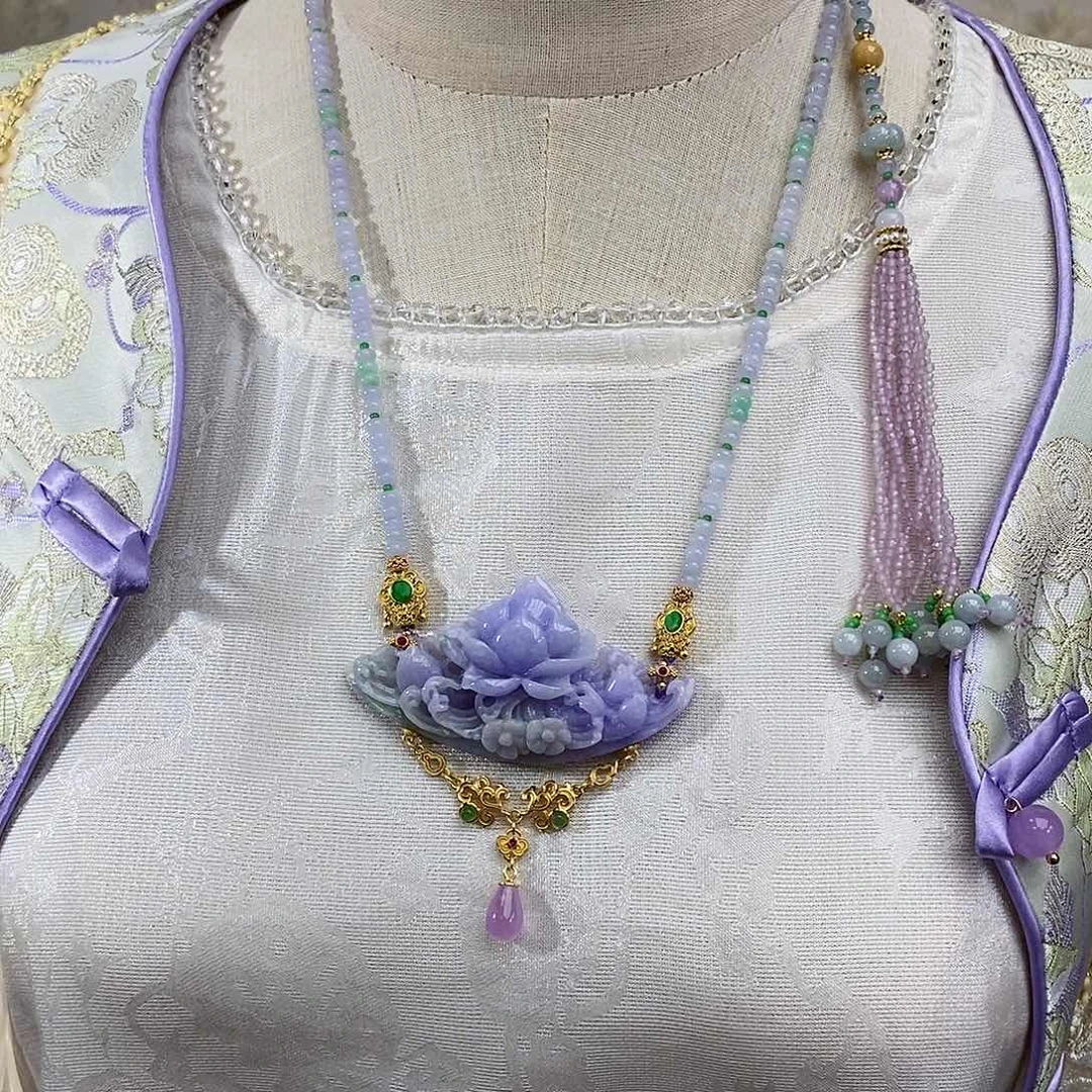 翡翠未镶嵌颈饰天然