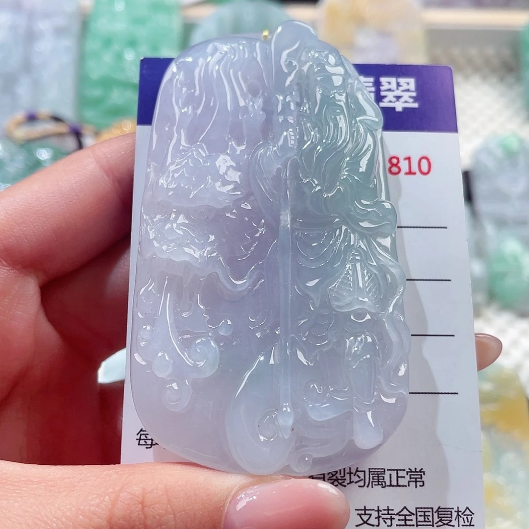 颈饰未镶嵌翡翠关公