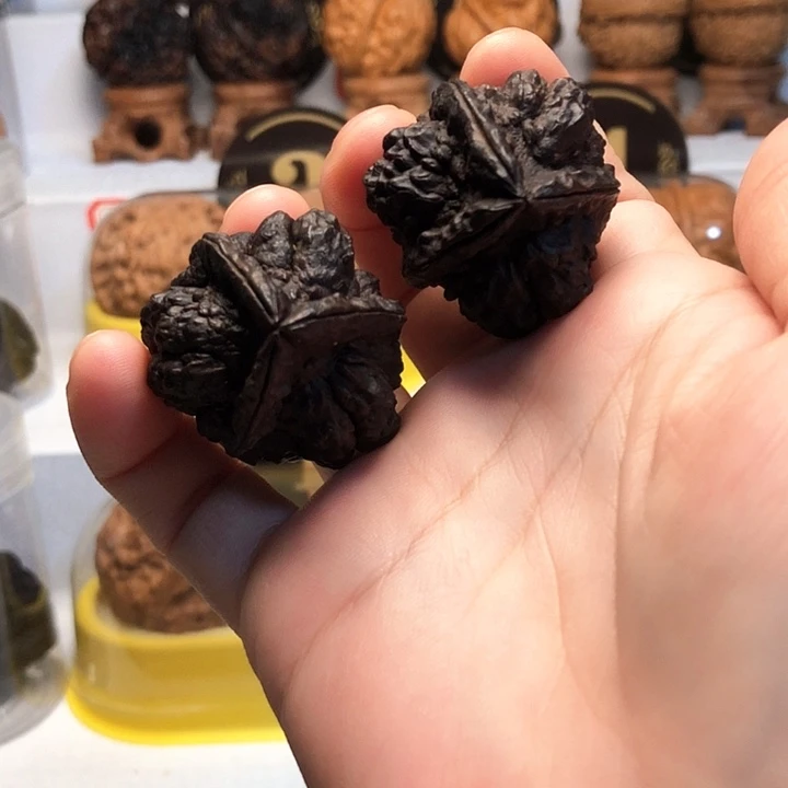 吊坠文玩核桃云南铁核桃