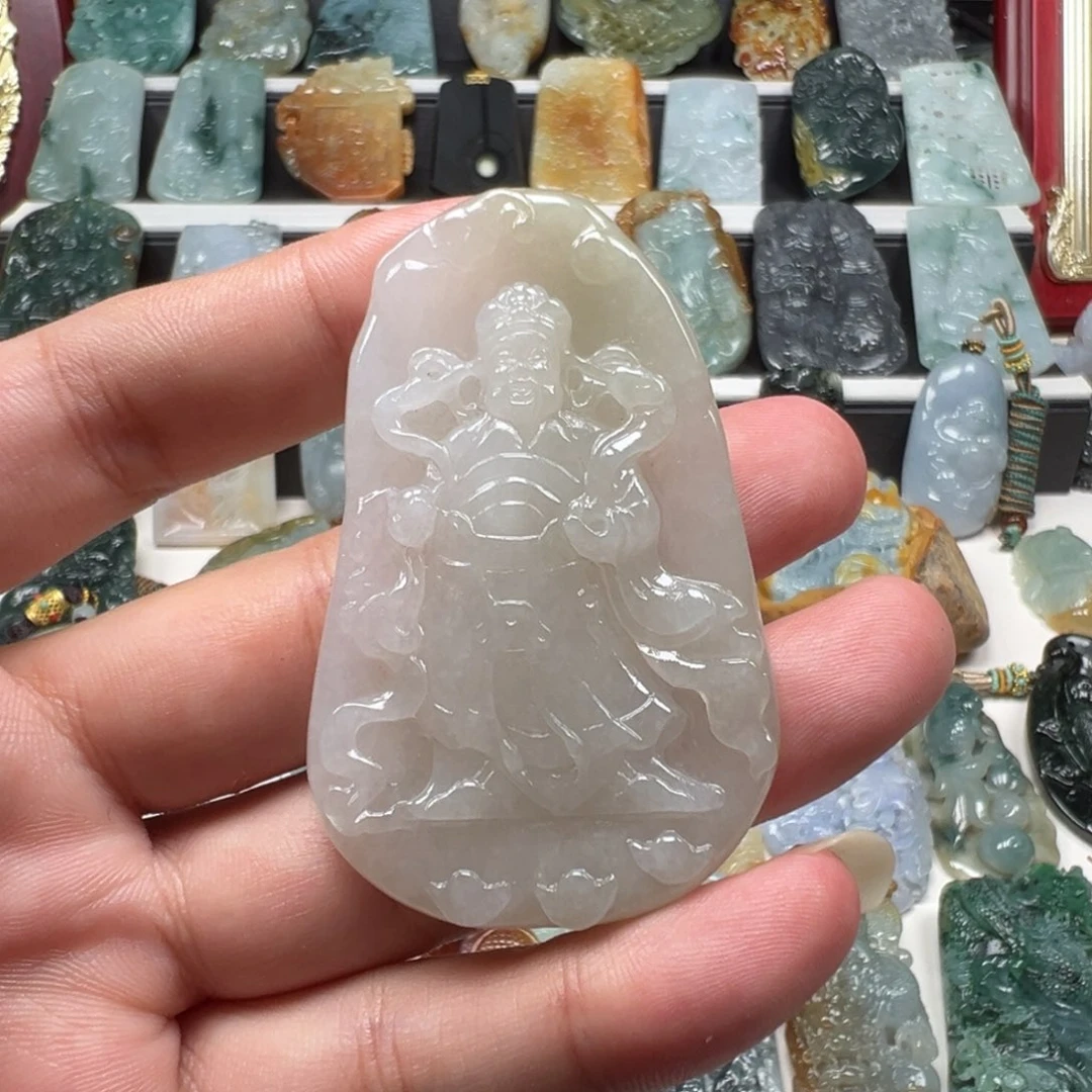 颈饰未镶嵌翡翠天然