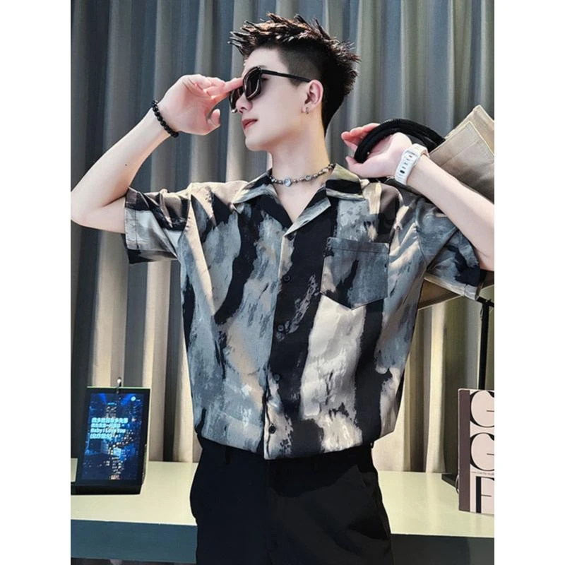 高级感扎染短袖衬衫男冰丝速干寸衫2025新款休闲宽松夏季坠感衬衣