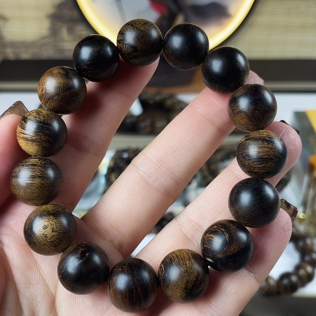 手串沉香越南芽庄老白棋玉化老料瘤疤1.4