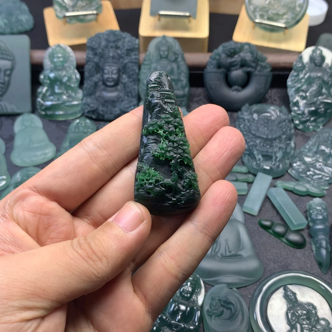 大***哥定制翡翠未镶嵌山水