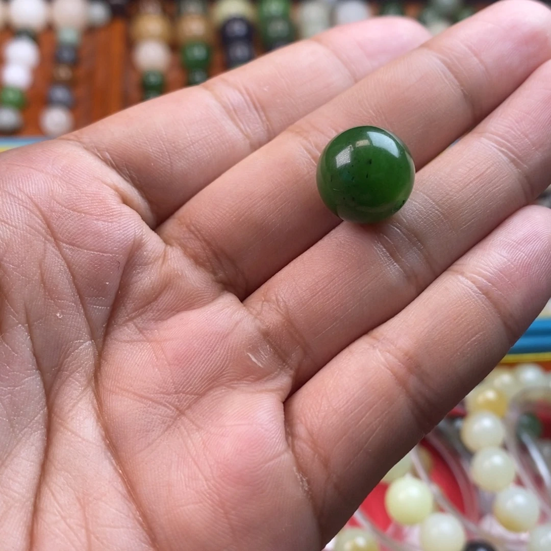 未镶嵌和田玉珠宝奇石卡14碧玉辣绿y