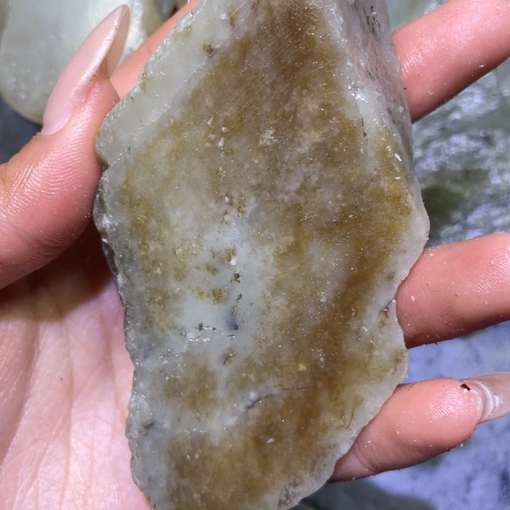 和田玉未镶嵌珠宝半成品