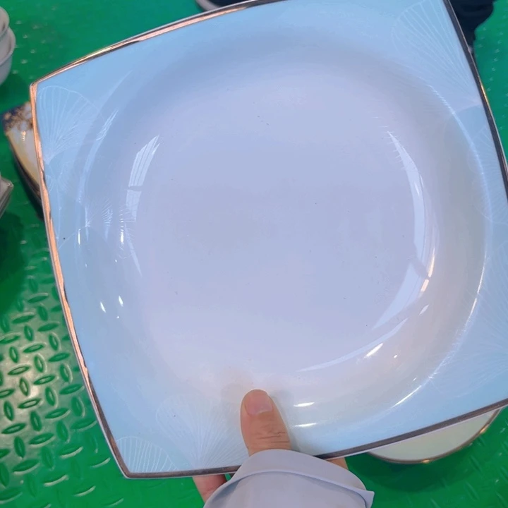 瓷片八寸方深盘微瑕四个