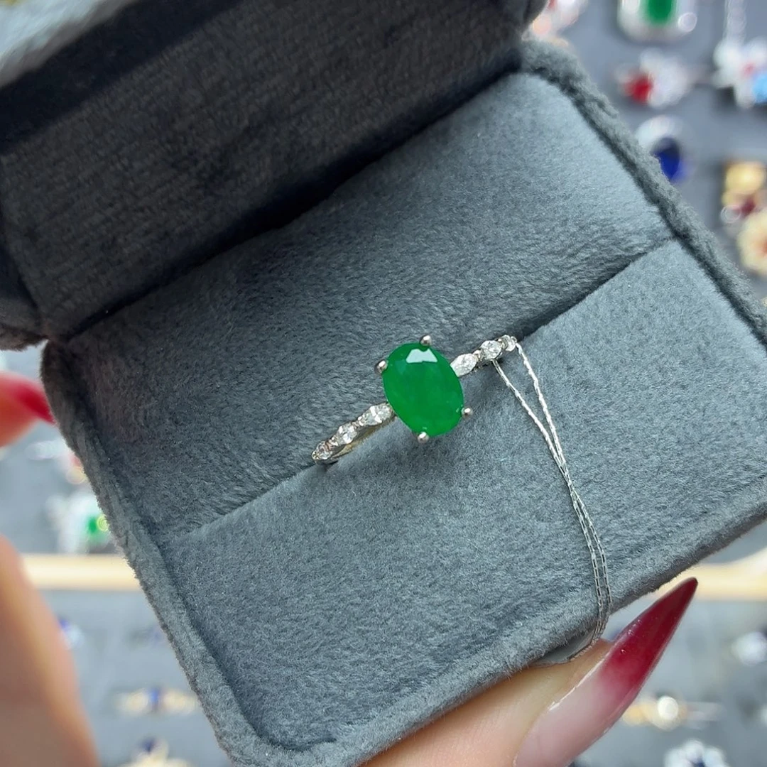 925银培育祖母绿色宝石004