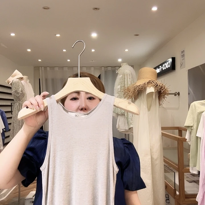 泡菜全麻女生吊上衣