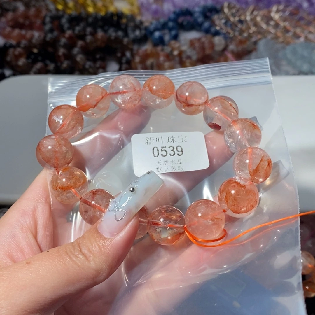 水晶手链未镶嵌V**J手链