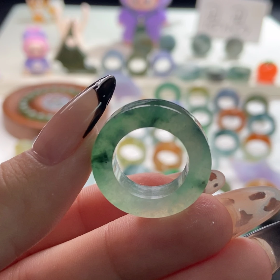 未镶嵌定制翡翠定制甜绿10-11