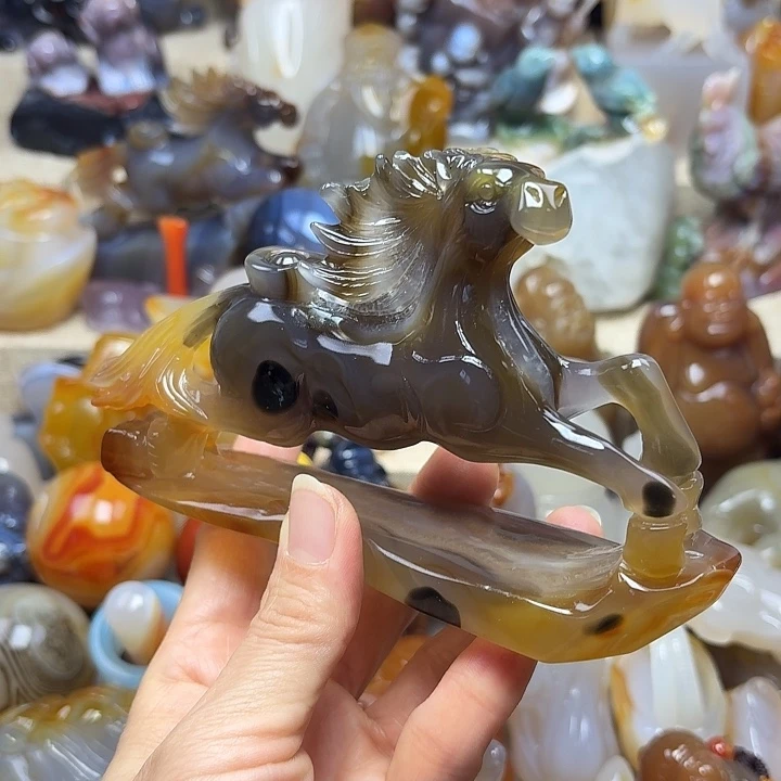 琳***达玛瑙/玉髓未镶嵌饰品