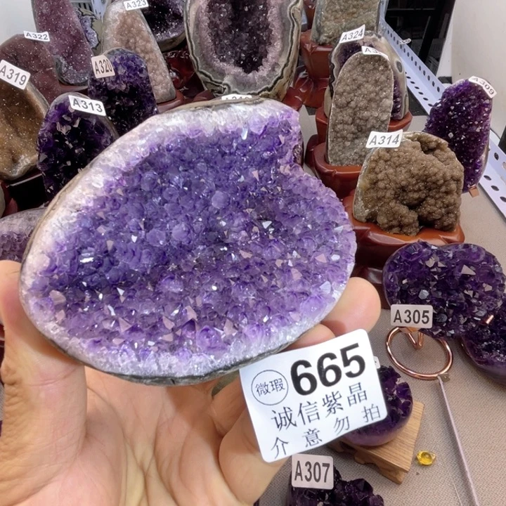 未镶嵌大型摆件（非配饰）水晶