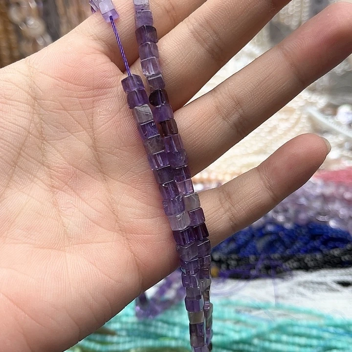 未镶嵌玛瑙/玉髓珠宝半成品一条4mm左右紫晶方糖