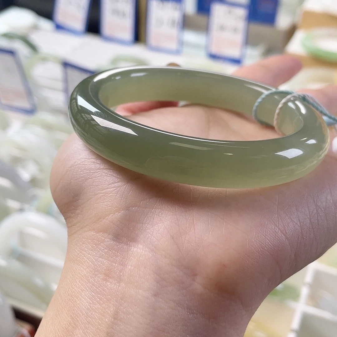 和田玉未镶嵌手镯冰猫茶湖色 显白高级感 肉眼不包容