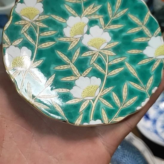 喜***祥瓷器活动的人了瓷器吗