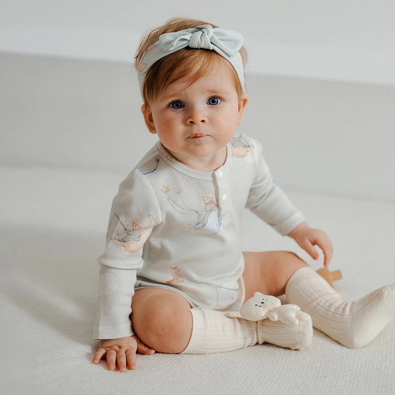 OakFamily早春新品宝宝长袖三角包屁衣新生儿莫代尔透气连体衣