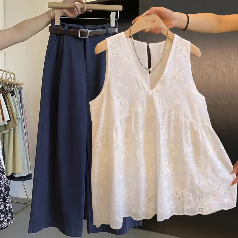 上衣夏季女韩系V领刺绣镂空衬衫女夏季无袖上衣女背心女外穿