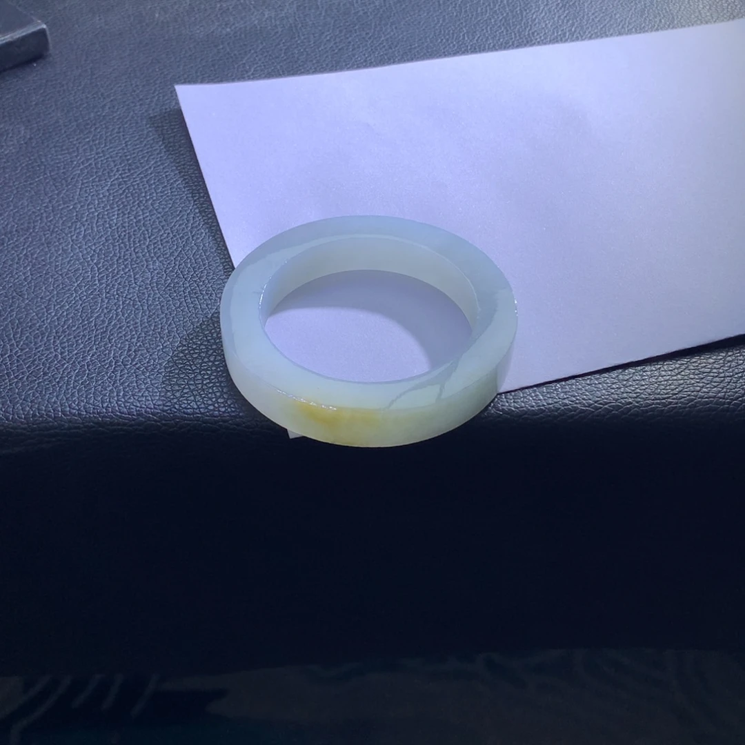 橙***秋定制翡翠未镶嵌手镯