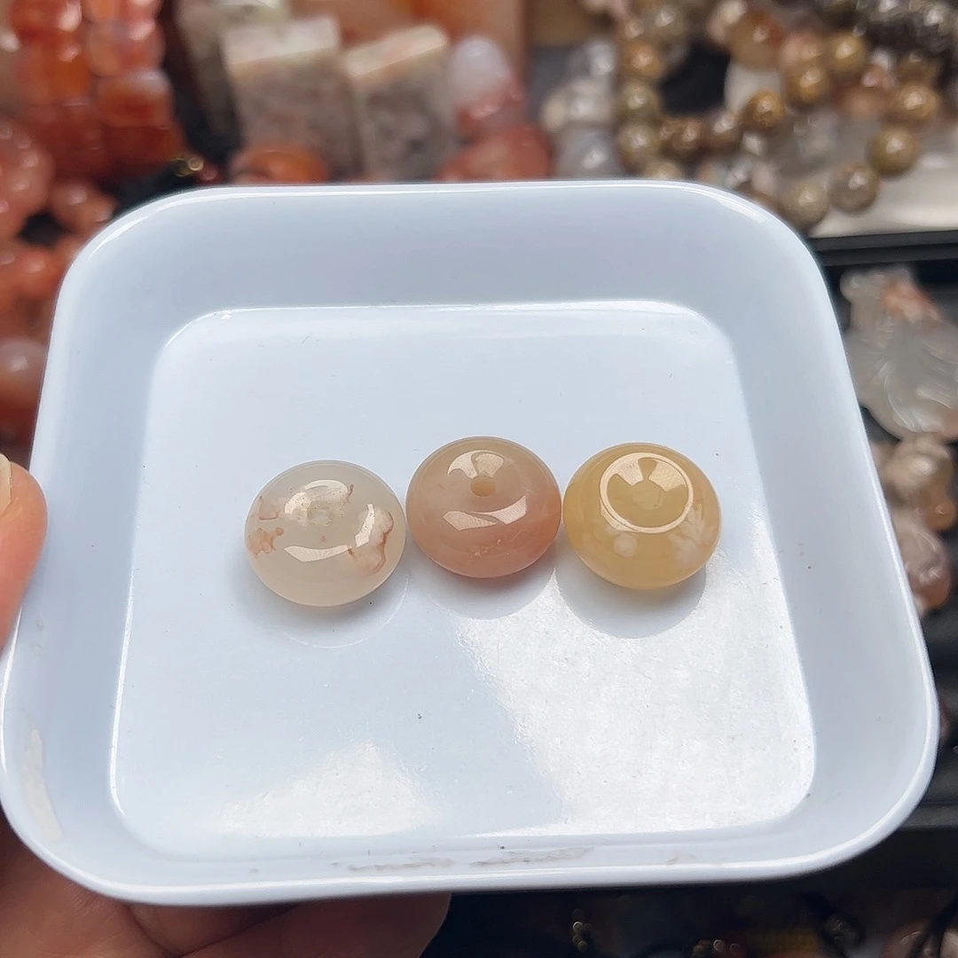 玛瑙/玉髓珠宝半成品未镶嵌如*?