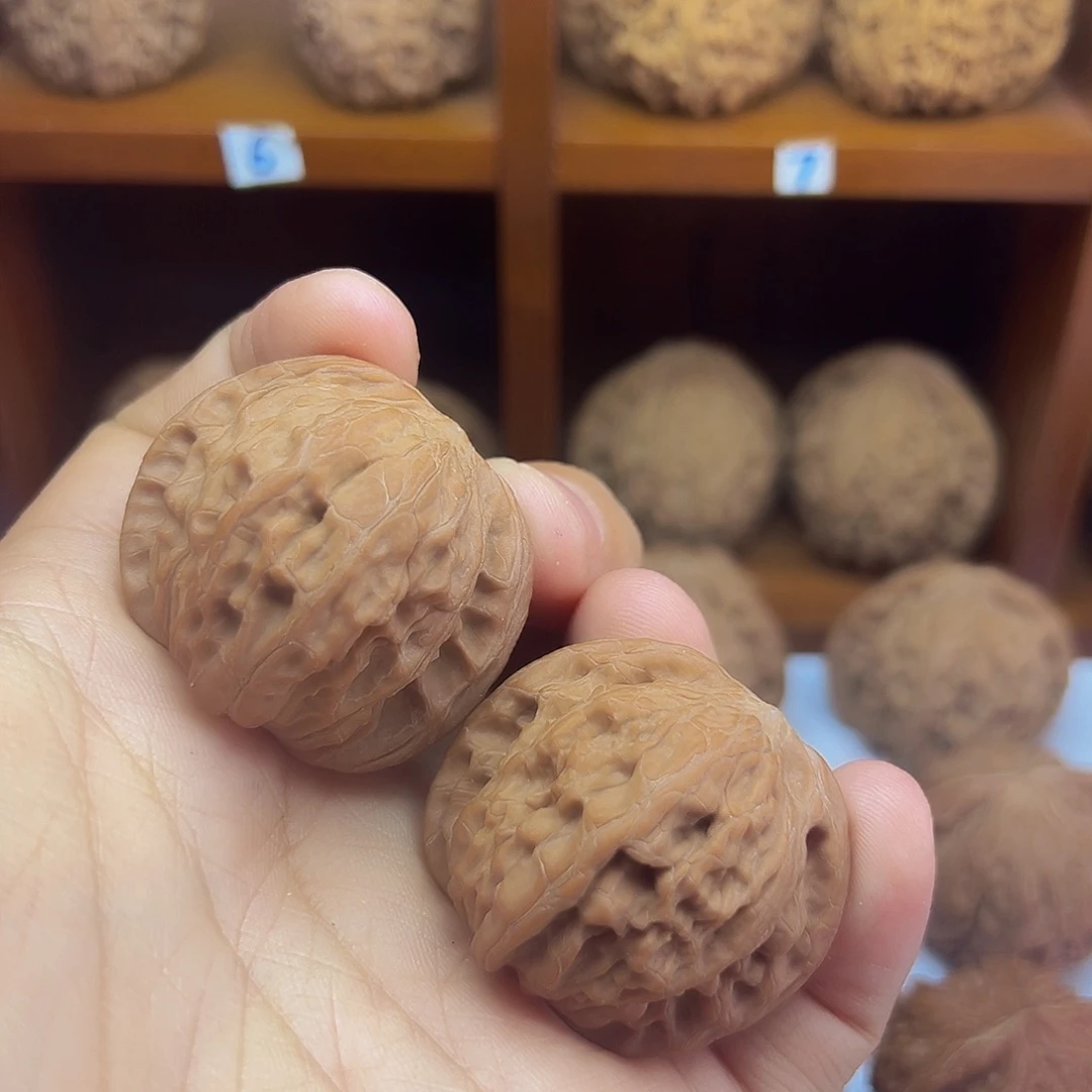 吊坠桃核39尺全品磨盘山地红皮