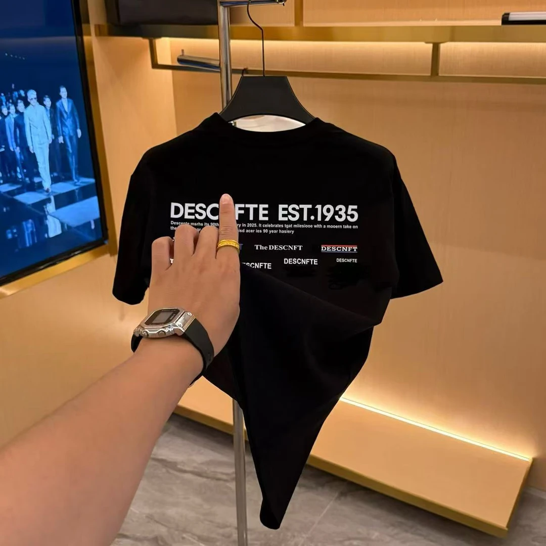 新款潮流圆领百搭T恤运动时尚休闲高奢气质短袖