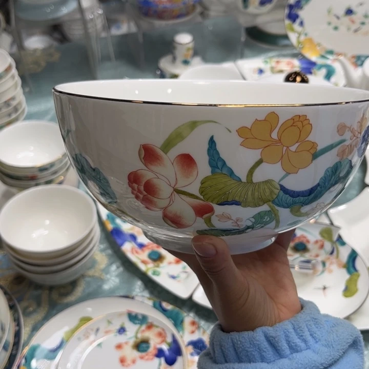 骨瓷八寸汤碗一个哇塞