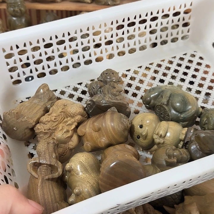 阿根廷绿毯手把件