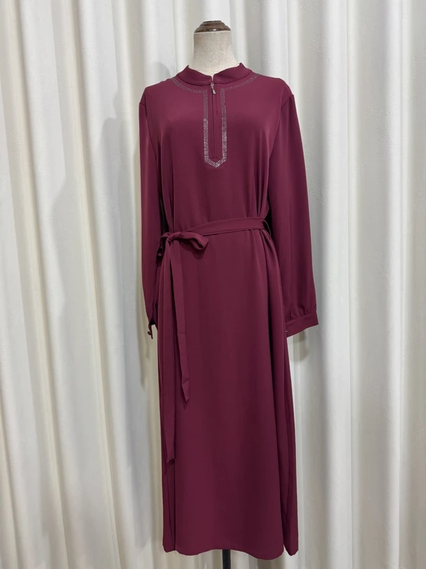 新款烫钻套头连衣裙（衣长120）