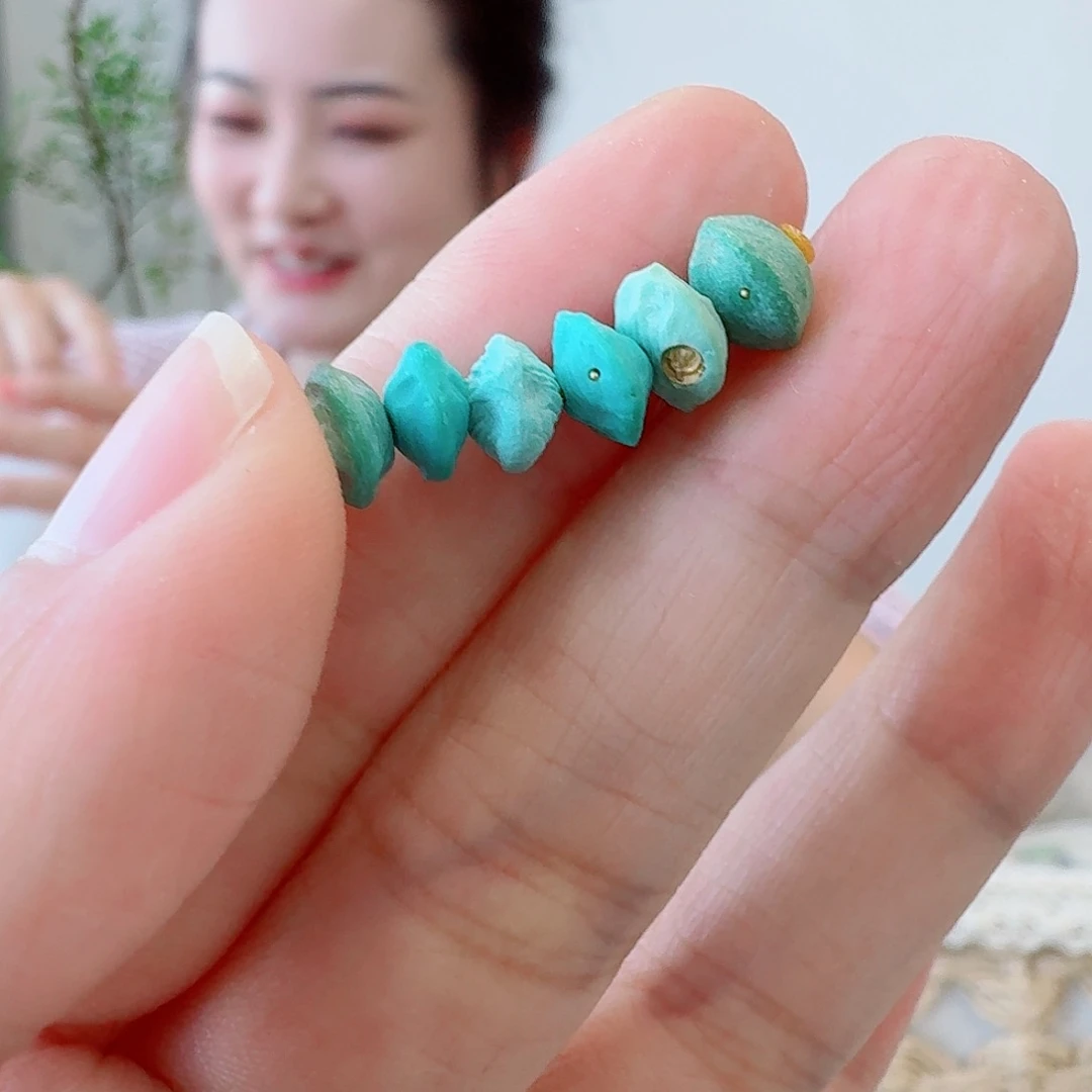 未镶嵌绿松石珠宝奇石