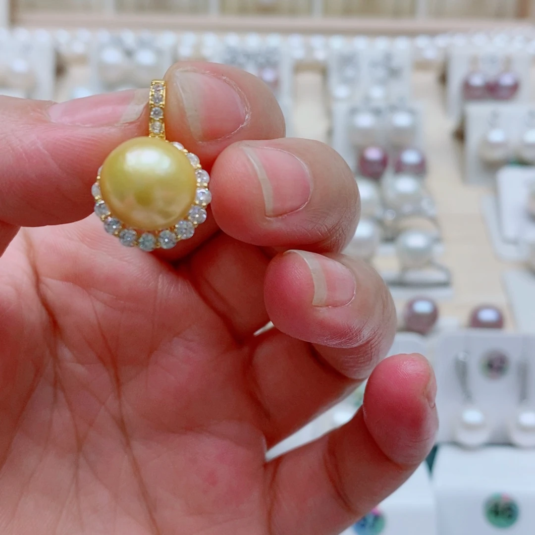 未镶嵌淡水珍珠颈饰