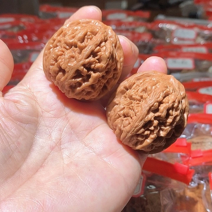 文玩核桃吊坠芝***堡凤凰台