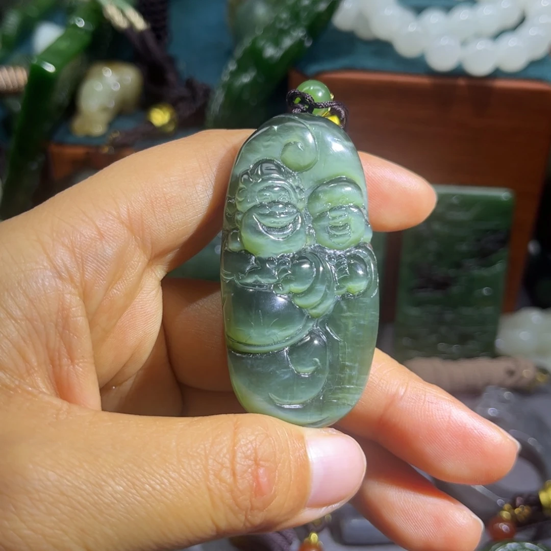 和田玉未镶嵌颈饰