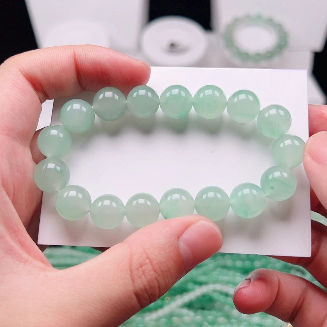 周***周石英质玉手串未镶嵌