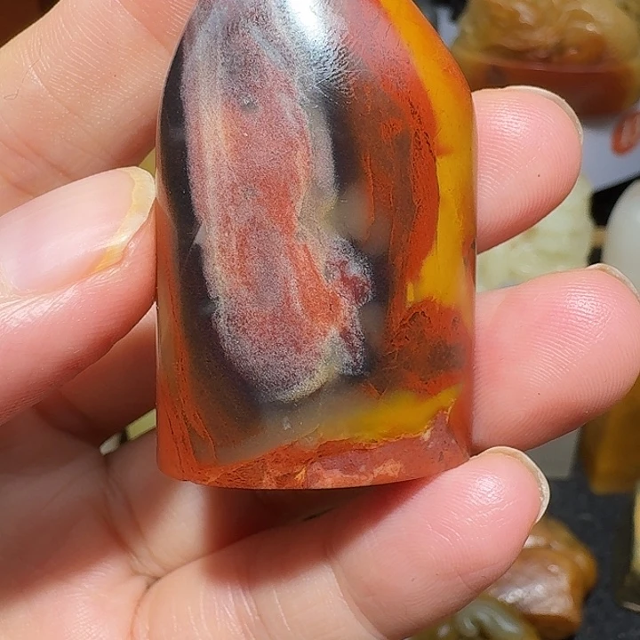 寿山石寿山五彩尼姑楼石